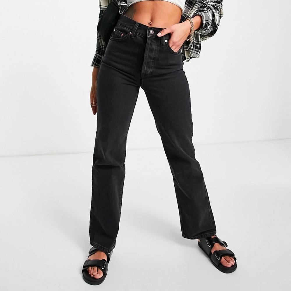 Topshop High Rise Straight Leg Jeans in Washed Black